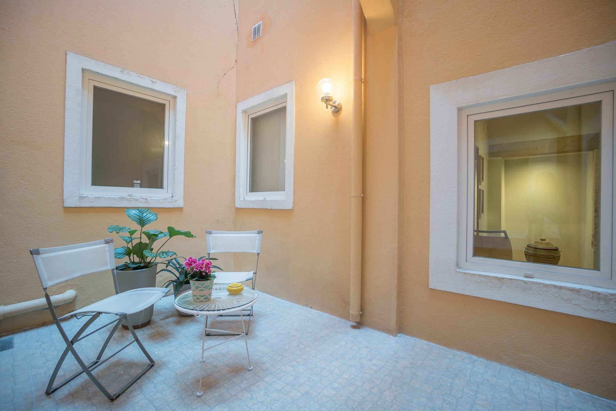Elegant And Cozy Apartment Lisbon Luaran gambar
